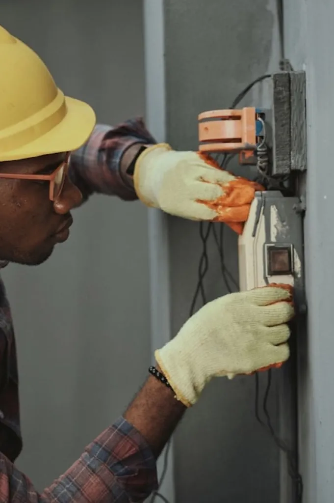 Restoring homes and businesses across Cowlitz County.